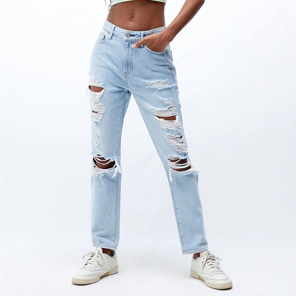 NWT PacSun Light Blue Mom Jeans SIZE 26